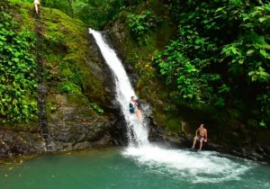 waterfalls tour quepos